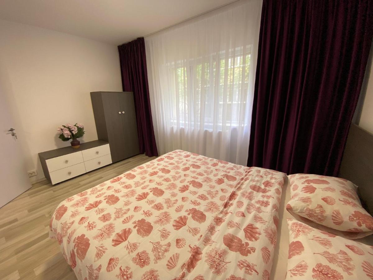 Grove Apartment Бузэу Экстерьер фото